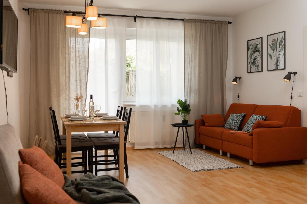Fresh Apartment With Terrace + Free Parking กราซ ภายนอก รูปภาพ