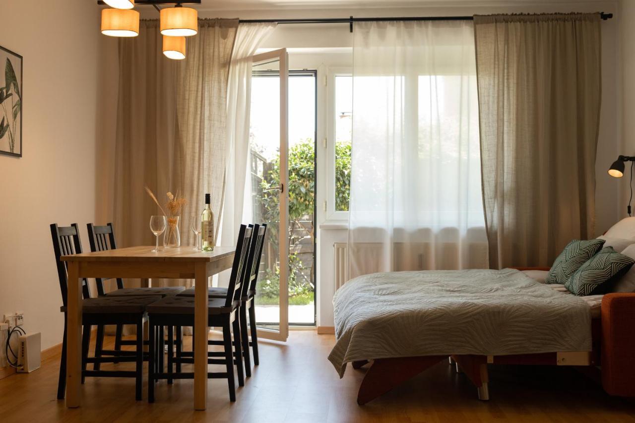Fresh Apartment With Terrace + Free Parking กราซ ภายนอก รูปภาพ